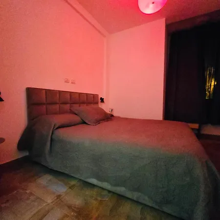 Tripnest Deluxe * Tirana